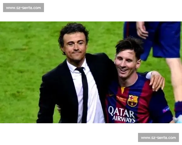 温情重逢!梅西通道内拥抱恩里克 巴黎老友跨越胜负的足坛情谊 温情重逢!梅西通道内拥抱恩里克 巴黎老友跨越胜负的足坛情谊