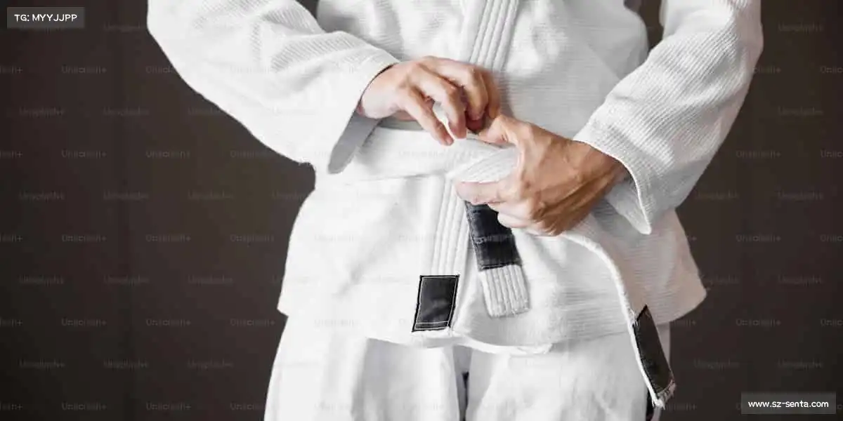 <strong>必一运动</strong>🥇站上赛场，就是英雄！用汗水书写属于你的辉煌篇章～